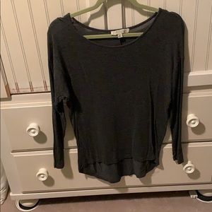 Long sleeve grey top with fitted sleeves